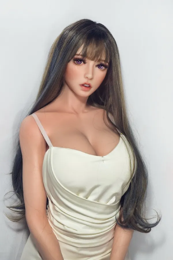 Real Life ElsaBabe Barbie Doll Album