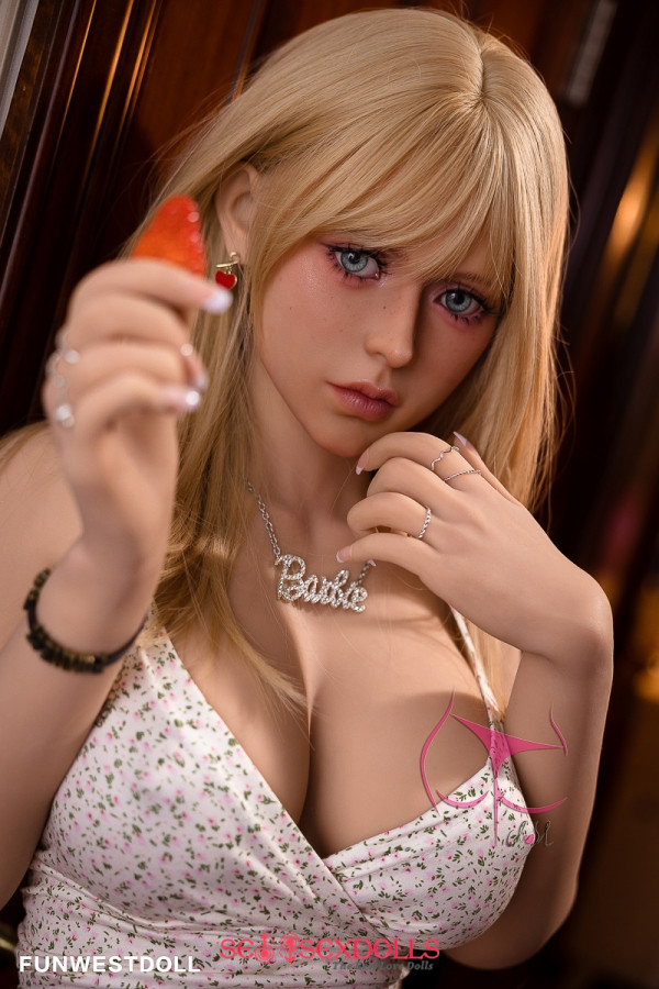 Funwest Sex Doll Picture