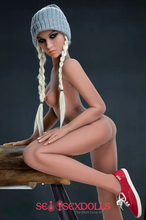female sex doll with artificial intelligence
