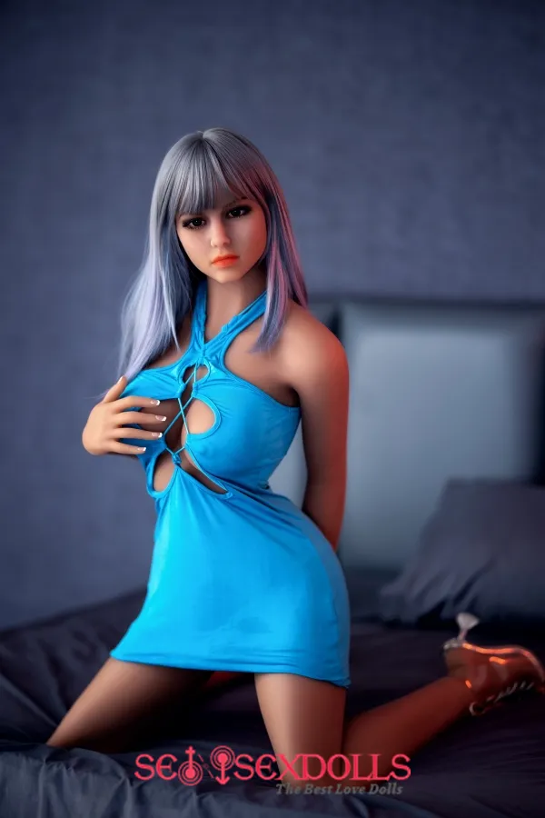 how does sex doll operate