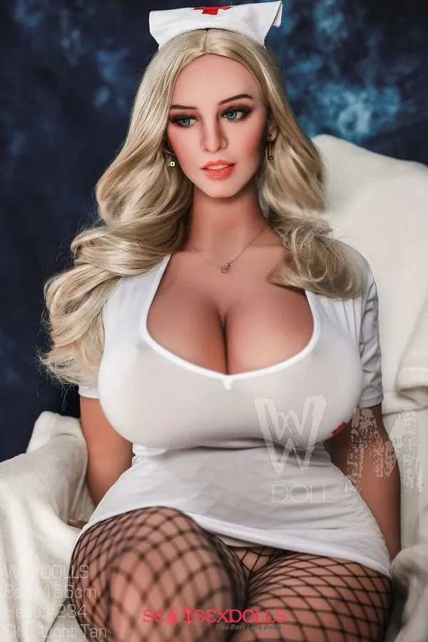 inflatble sex doll