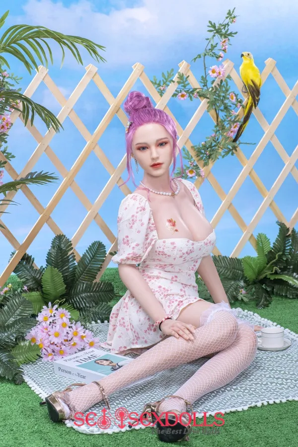 viral sex doll