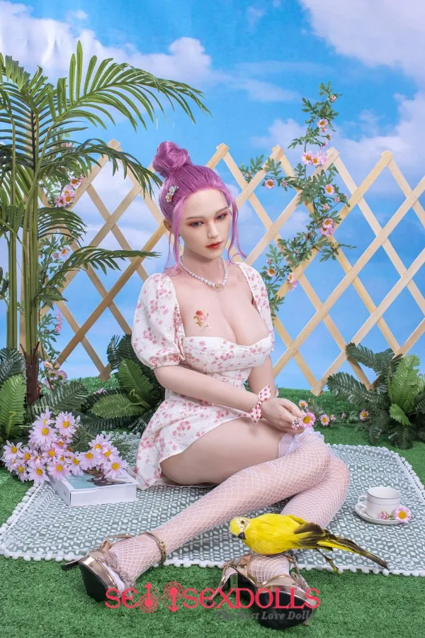 yasmin sex doll