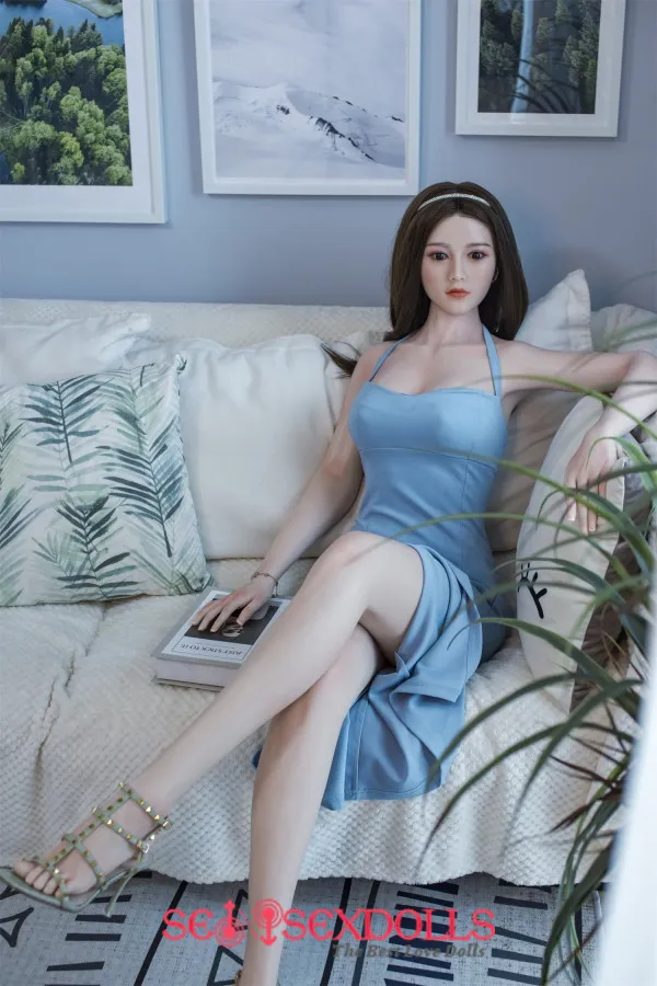 6000 dollar sex doll