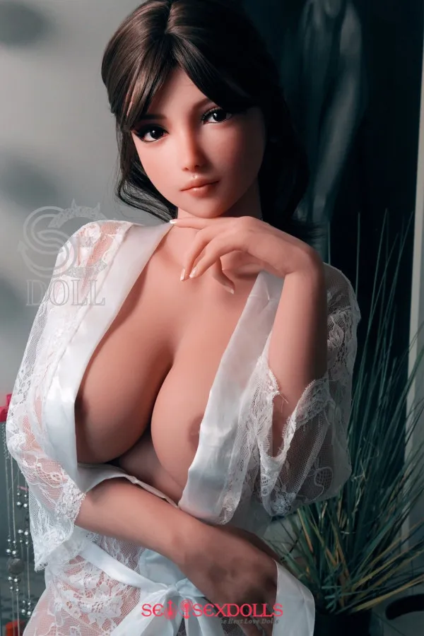 pichana yoosuk my sex doll